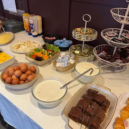 Tralee Holiday Lodge فندق *