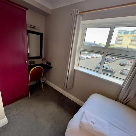 Tralee Holiday Lodge Отель Трали